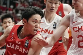 尤文图斯发布备战花絮，集结日战术微调，CBA常规赛任务艰巨，身体对抗强度拉满(世俱杯阿布扎比艾因vs尤文图斯)-米兰体育