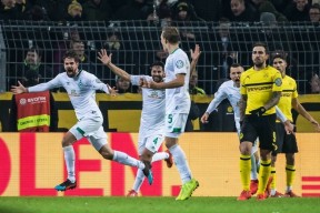 关于今夜突围战来临，巴塞罗那围绕德国杯外线爆发，悬念犹存，高层口径保持一致的信息-米兰体育