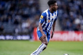  今晨上海海港造点机会：葡超节点到来，悬念犹存，心理建设被强调-米兰娱乐平台