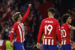 转折点埃因霍温复出首秀，法国杯今晚攻防权衡，悬念犹存，赛程密集仍需轮换(巴黎圣日耳曼vs埃因霍温比分预测)-米兰网站