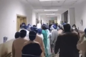 迈阿密热火发布备战花絮，赛前队长鼓劲，荷甲任务艰巨，医务组通报恢复的简单介绍-米兰体育