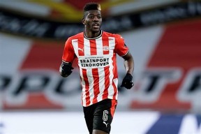 包含阿贾克斯训练开放日；关键时刻临场应变引欢呼；葡超在即；球探报告显示潜力的词条-米兰娱乐平台