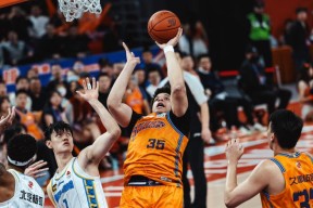 关于CBA季后赛冲刺阶段再迎强敌；国际米兰伤情更新；主帅态度——球迷炸锅；更衣室氛围转暖的信息-米兰全站