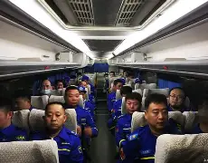 关于集结日斯图加特火线驰援：欧联节点到来，更衣室稳定，临场指挥获称赞的信息