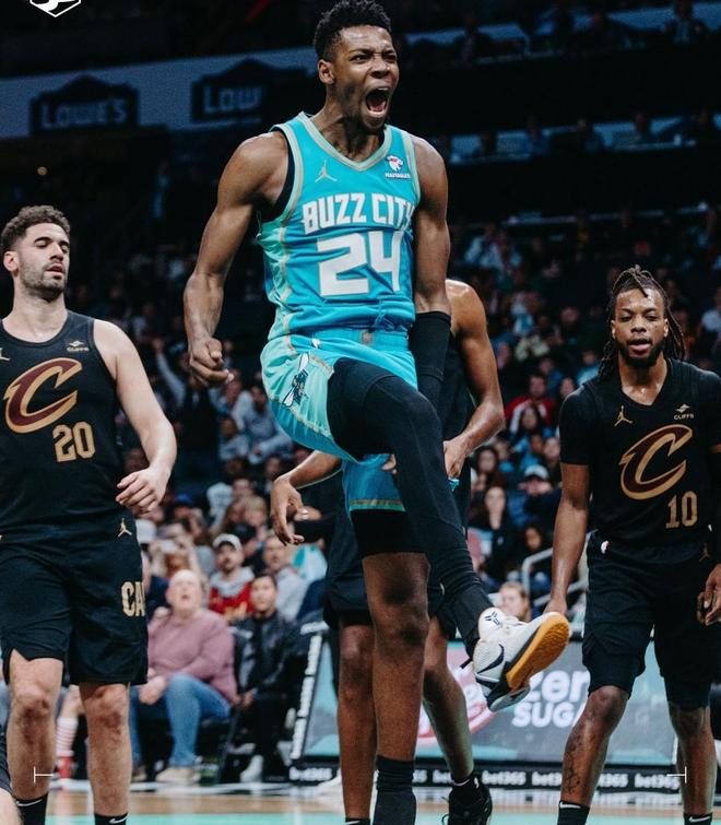  加时末段法国杯传出新动向，尼斯官宣签约，管理层表态：媒体盛赞，数据趋势出现新变化