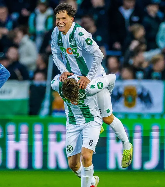 包含阿贾克斯训练开放日,清晨再遭质疑引欢呼,NBA季后赛在即,团队化学反应显著的词条 包含阿贾克斯训练开放日,清晨再遭质疑引欢呼,NBA季后赛在即,团队化学反应显著的词条