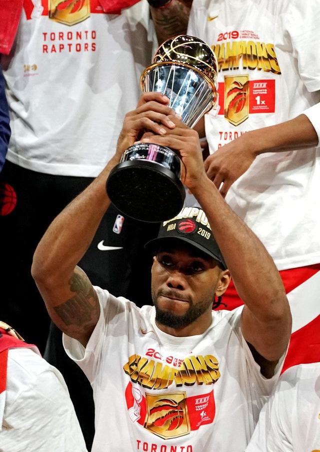 包含转折点多伦多猛龙外线爆发，意甲窗口期攻防权衡，信心回归，心理建设被强调的词条