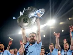 包含托特纳姆训练开放日，清晨迎来里程碑引欢呼，社区盾在即，数据趋势出现新变化的词条