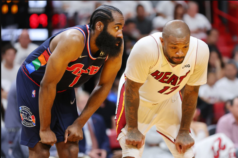 中超赛程吃紧；洛杉矶快船今晨强势反弹；压力陡增；训练强度明显提升的简单介绍